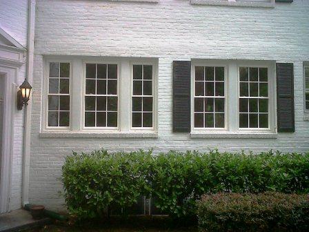 AtlantaWindowInstallationPictures/RustyWindowPicture.jpg